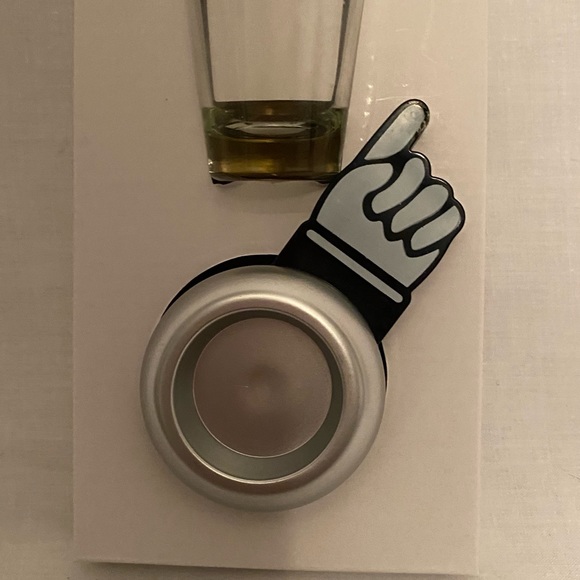 Fun spinner game with shot glass. 1.5 oz / 44ml shot glass, shot glass spinner - Picture 2 of 6